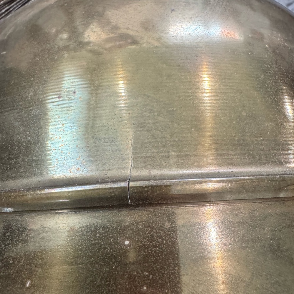 Large vintage brass spittoon style pot with tassel rope - Picture 9 of 12